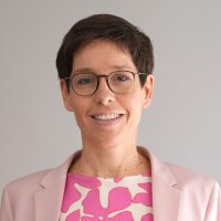 Birgit Hensger, Präsidentin der HföD